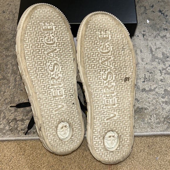 SOLD!!!!WOMENS VERSACE SNEAKERS - Picture 3 of 3